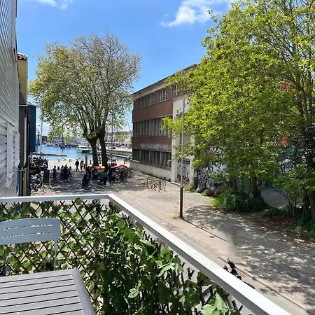 Les 3 Tours Et Parking * La Rochelle (Charente-Maritime)